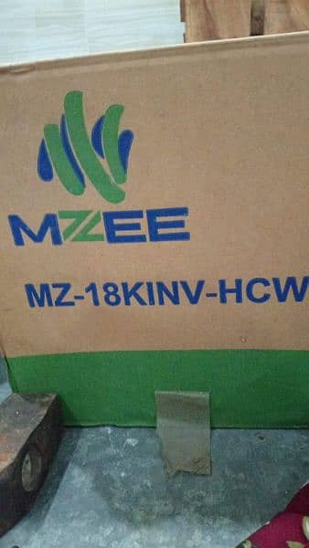 MZEE 1.5 Ton DC Inverter White MZ-18KNIV-HCW 2