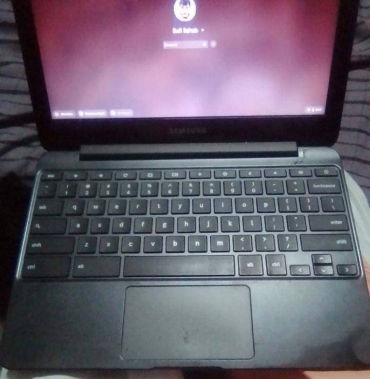 Laptop/Samsung Chromebook 3 5