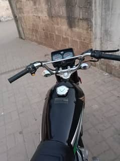 Honda 125 black colour model 2023