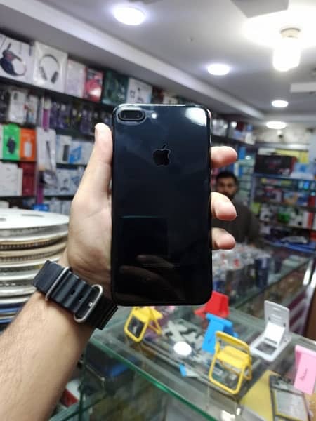 iPhone 7+ pta approved 128gb waterpack 0