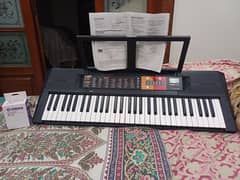 PSR-F51 Yamaha Portable Digital Keyboard (almost new)