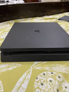 PS4