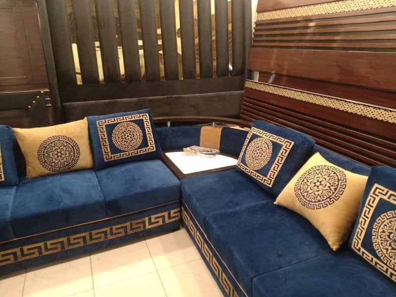 New Elegant Sofas Available In Reasonable Price 10