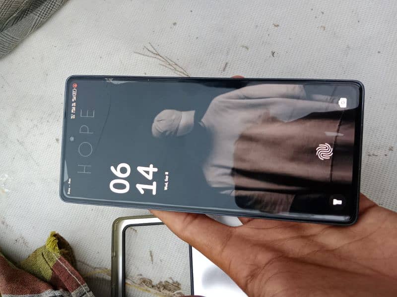 infini note 40 (7month warrenty available) 0