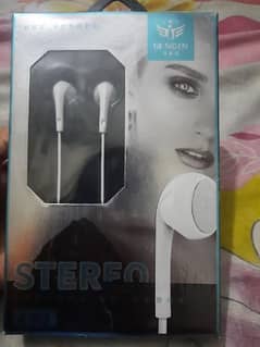 Stereo Earphone