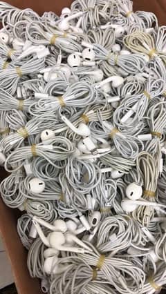 Apple lightening handfree 100% original with warranty