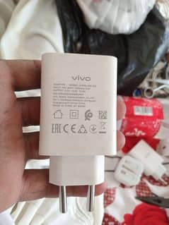 Vivo y17s charger 15 wat ka original box wala 03129572280