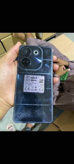 tecno camon20 under. disply finger print 6 month. waranty baqi