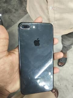 i phone 7 plus pta 32gb condition 10by9   cotact 03215391743