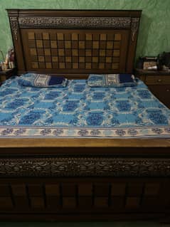 Bed set with 2 side tables