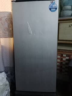 one door fridge. condishion like new . 3 month use .