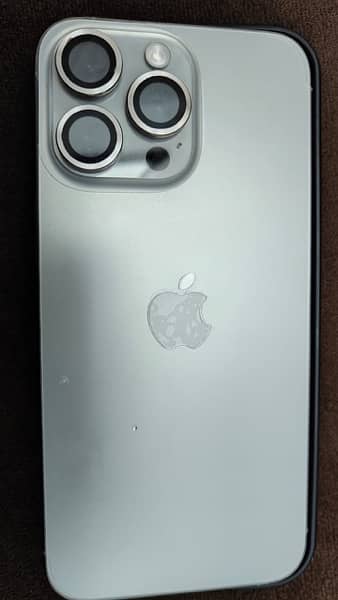 APPLE IPHONE 15 PRO MAX 256 gb JUST LIKE NEW 2