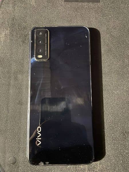 Vivo y20 4/64 3