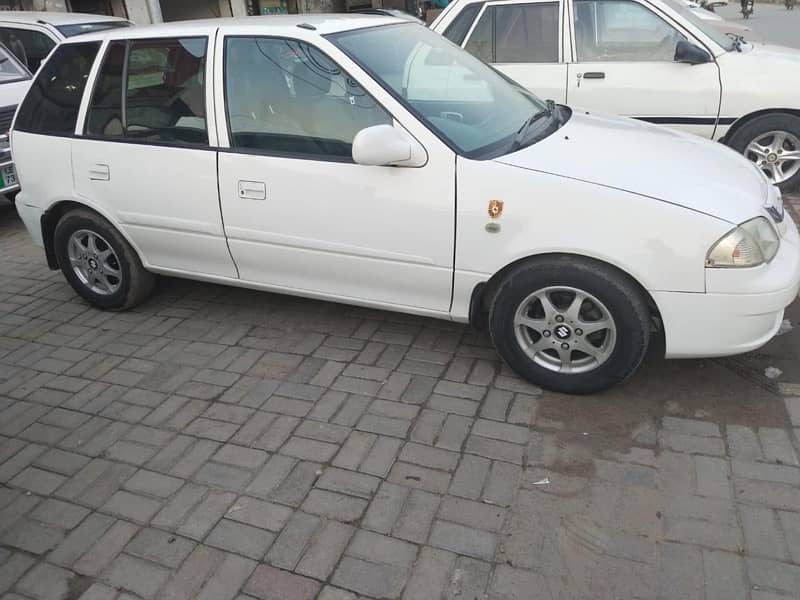 Suzuki Cultus VX 2017 10