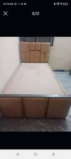 LUXURY GOLD SINGLE BED 20k 0