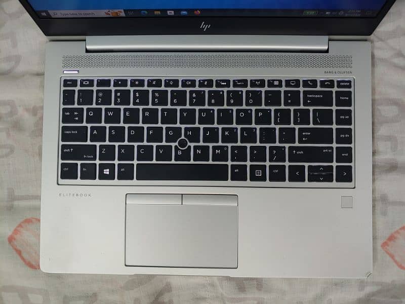 Hp EliteBook 745 G6 ( Ryzen 7 pro 3700 u 8GB 256GB NVMe) 1