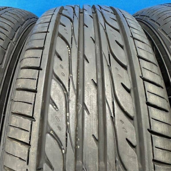 tyres set etc 185/65/R/15 Dunlop Just like Brand new condition 3