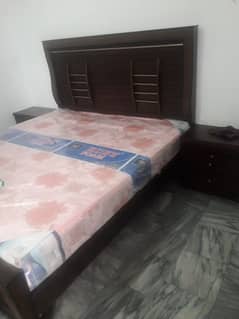 bed set with mattress and dressing table 0