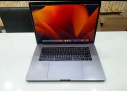 MacBook pro 2018(15inch) i9 32GB ram 512GB SSD