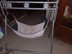 4 month use jholi swing and pram