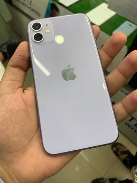 Apple iPhone ok hai koi flaut Nahi hai rabta number is per 03026710703 2