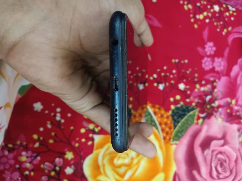 INFINIX HOT 10 3