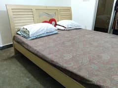 king size bed with brand new mattress 0