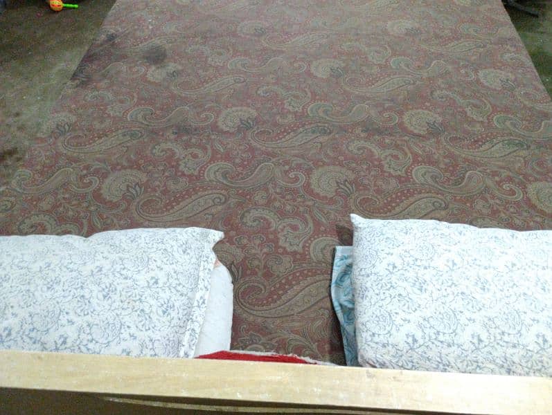 king size bed with brand new mattress 15