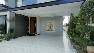 20-Marla Full House for Rent in DHA Ph-3 Lahore Owner Built House.