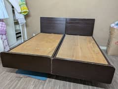 Set of 2 single beds