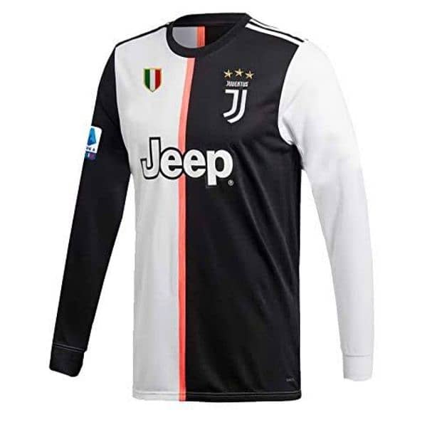 Juventus Club Latest Football kit (T shirt + shorts) 1