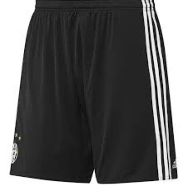 Juventus Club Latest Football kit (T shirt + shorts) 2