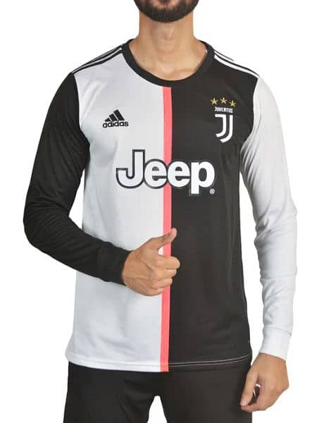 Juventus Club Latest Football kit (T shirt + shorts) 3