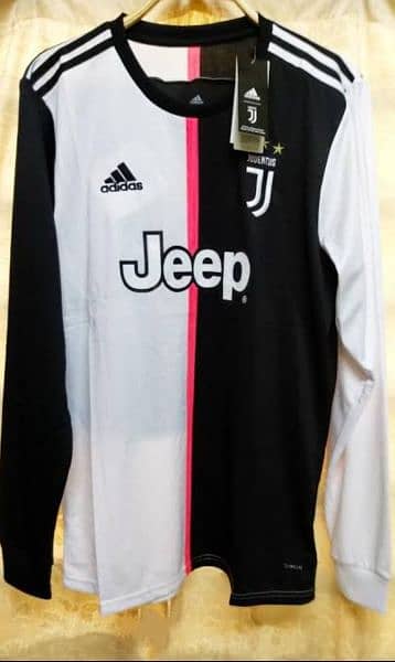 Juventus Club Latest Football kit (T shirt + shorts) 4