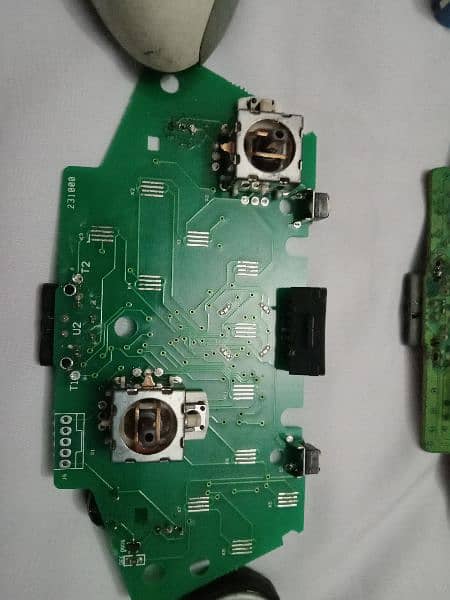 Xbox 360/Xbox one/s/x/ps4/5 controller repair. 1