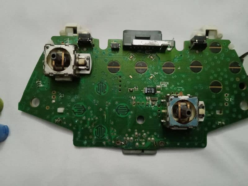 Xbox 360/Xbox one/s/x/ps4/5 controller repair. 2