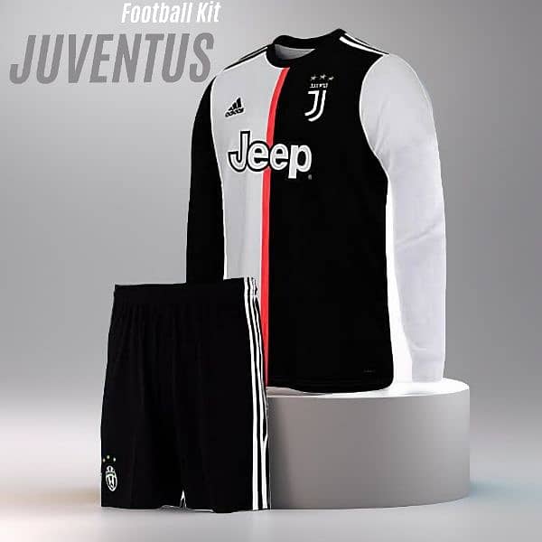 Juventus Ronaldo Club Football kit (Full sleeves jersey + shorts) 0