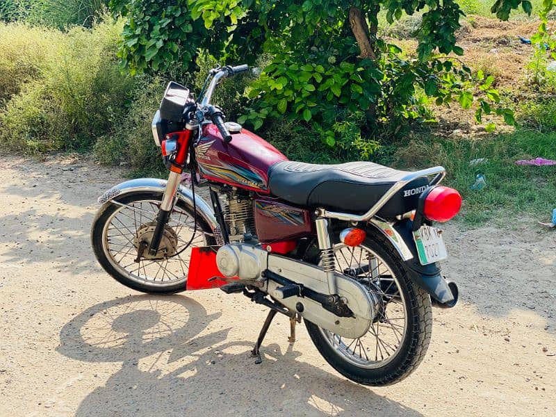 Honda 125 model 2018 bike bht piyara hai 7