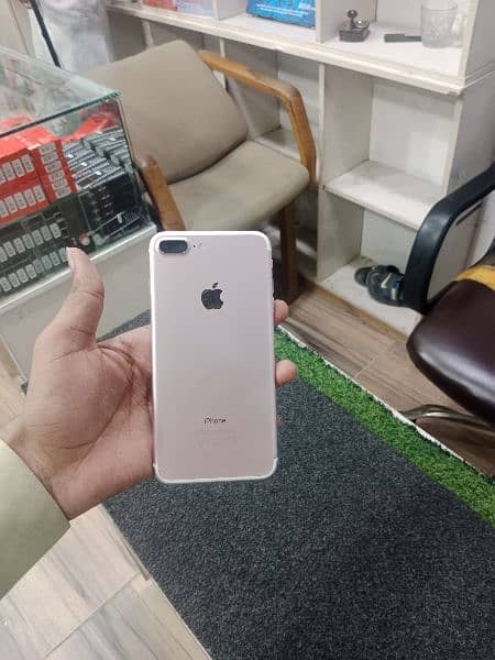 iphone 7 plus PTA approved 128GB full box 8