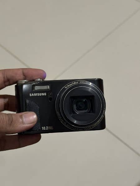 Samsung HZ10W 10 Megapixel Camera And 10x Zoom 1