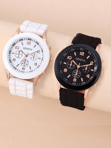 Fashionable Quart Watch for Women Perfect Design Fashionable 18