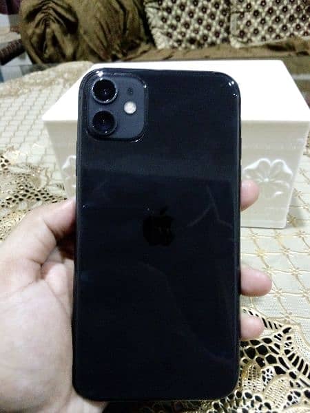 Iphone 11, 64 GB , factory unlock, water pack, Non-Air leak 2