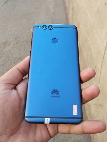 Huawei mobile for sale contact =03090555590 ==03260145866 what aap 1