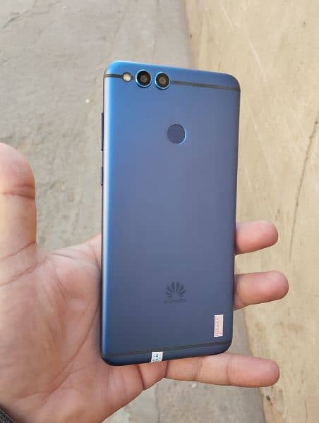 Huawei mobile for sale contact =03090555590 ==03260145866 what aap 4