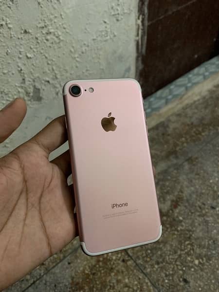 iPhone 7 (128)Gb urgent sale 1