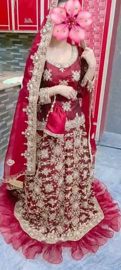 ma apna dress sale karna cahti hon