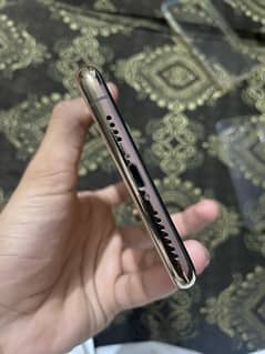 urgent sale Iphone xsmax 64gb factory unlock