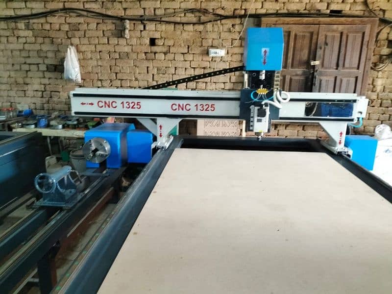 CNC WOOD ROUTER MACHINE 1