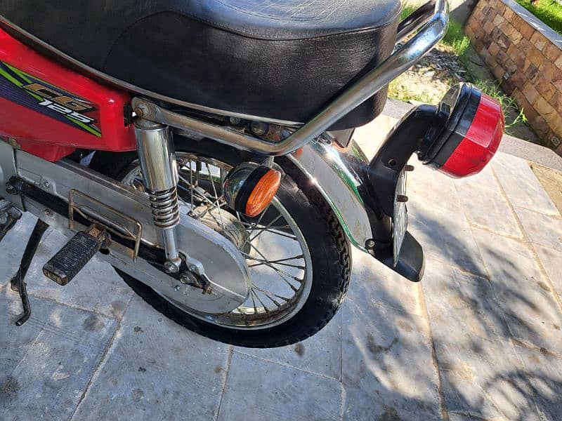 Honda CG 125 Model 2017 5