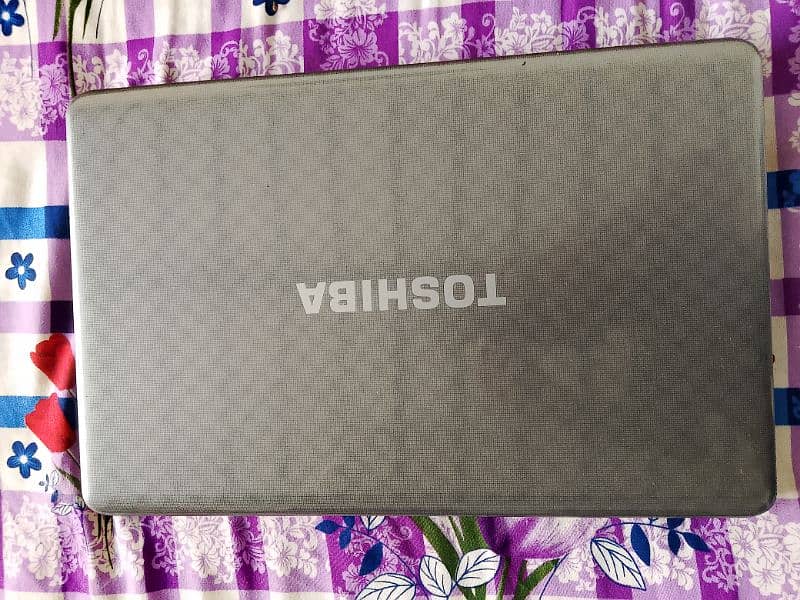 Laptop Toshiba i5 1